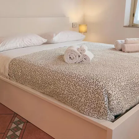 Monolocale Con Parcheggio Riservato Pressi Clinica Fogliani E Centro Storico * مودينا