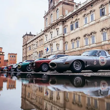 Monolocale Con Parcheggio Riservato Pressi Clinica Fogliani E Centro Storico * 摩德纳