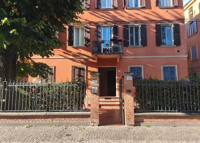 公寓 Monolocale Con Parcheggio Riservato Pressi Clinica Fogliani E Centro Storico